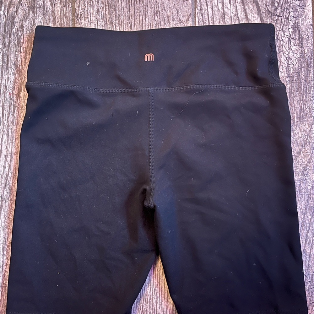 Marika Black High-Waisted Leggings